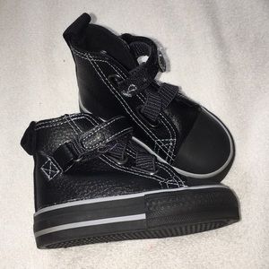 Boys boots